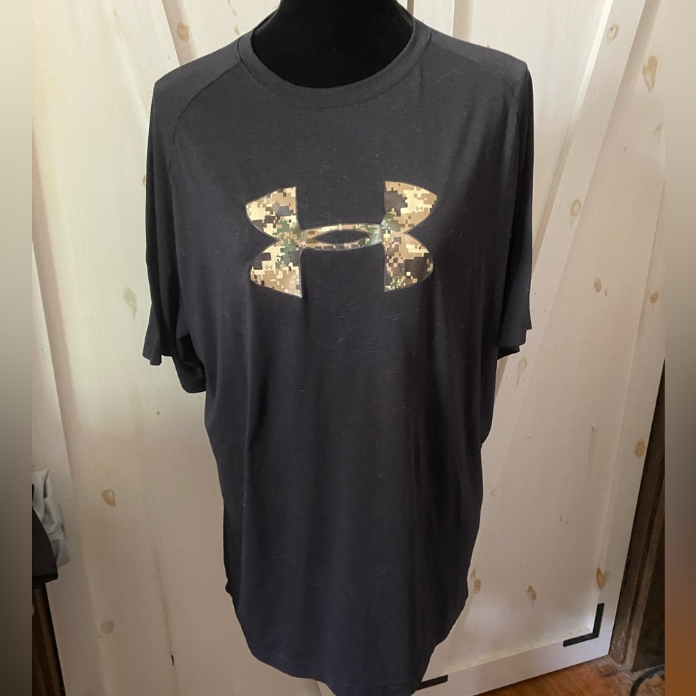 Under Armour Men’s Camo Logo T-Shirt